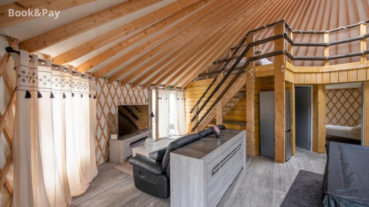 Camping De La Seine Jumièges Exteriör bild