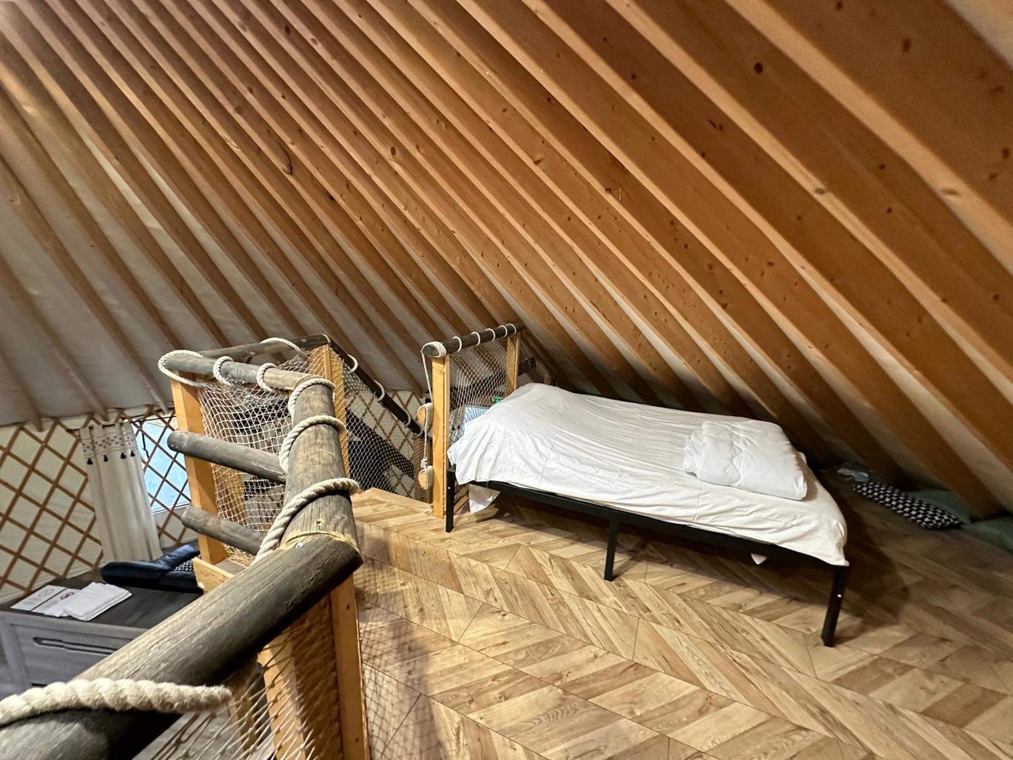 Camping De La Seine Jumièges Exteriör bild